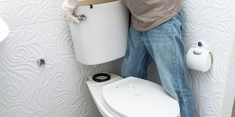What You Need to Know About Toilet Installation